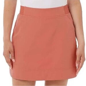 NWT Women's Skirt with built in shorts